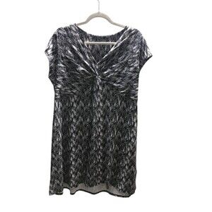 Lola Dress Women's Size 2XL Black White Geometric Sleeveless V-Neck Stretch